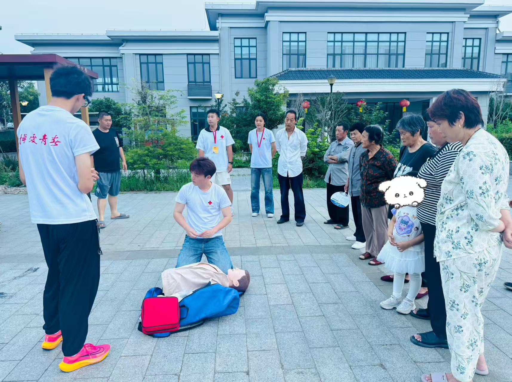 市17：“红韵润山海 博爱护朝夕”  博爱清风进新村，健康服务伴邻里 照片2.jpg