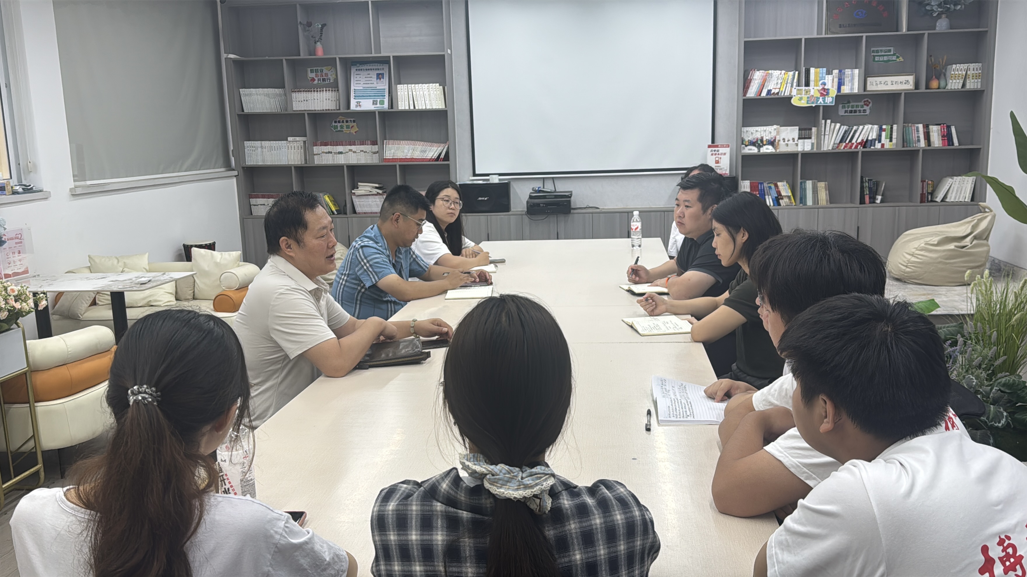 交流学习.JPG