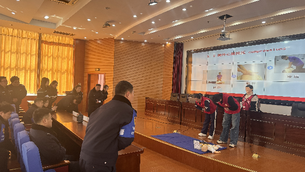 公安干警救护培训—气道梗阻.png