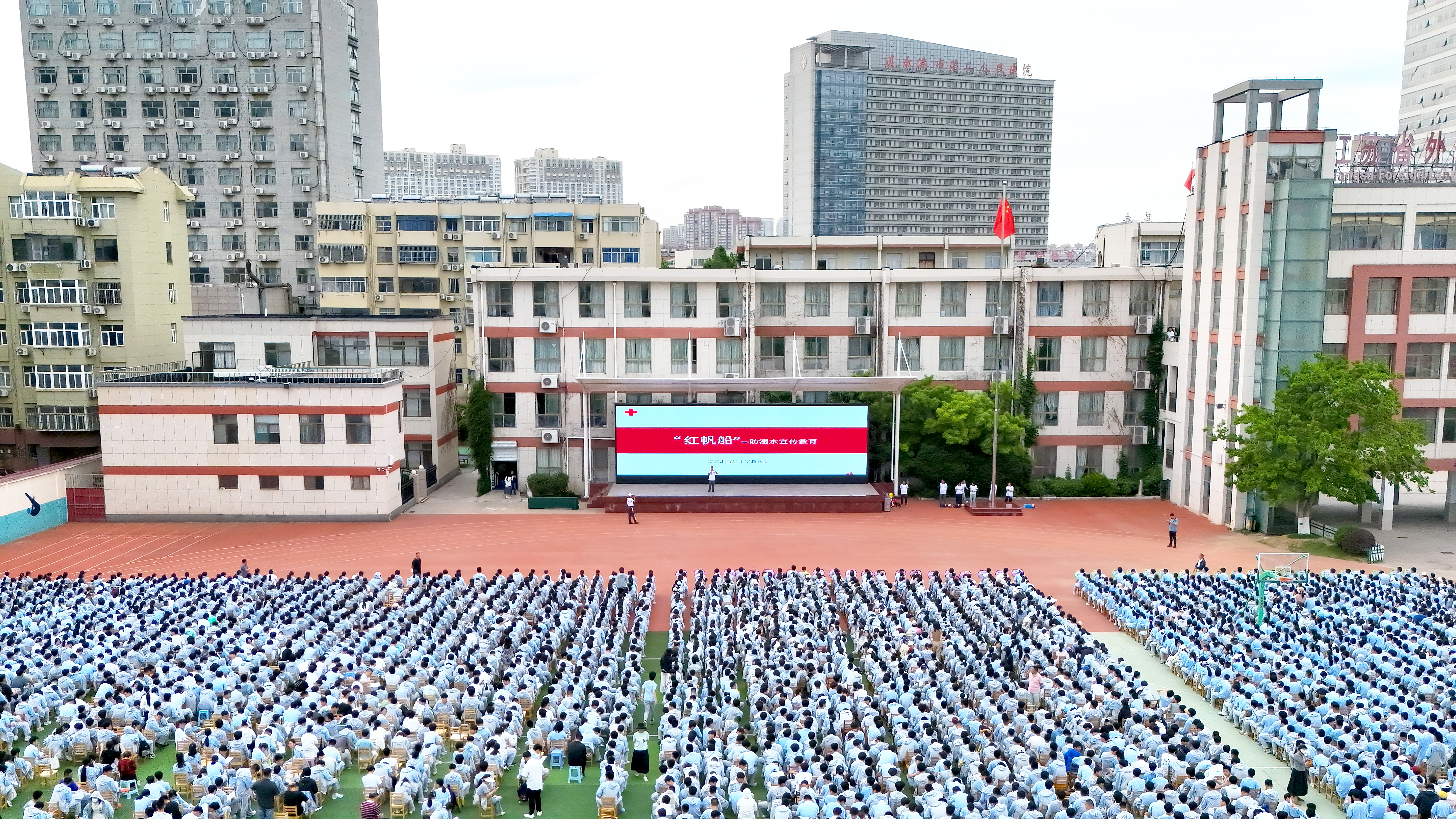 001.jpg