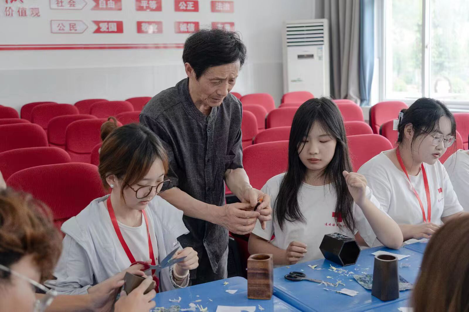 微信图片_20250718230737.jpg