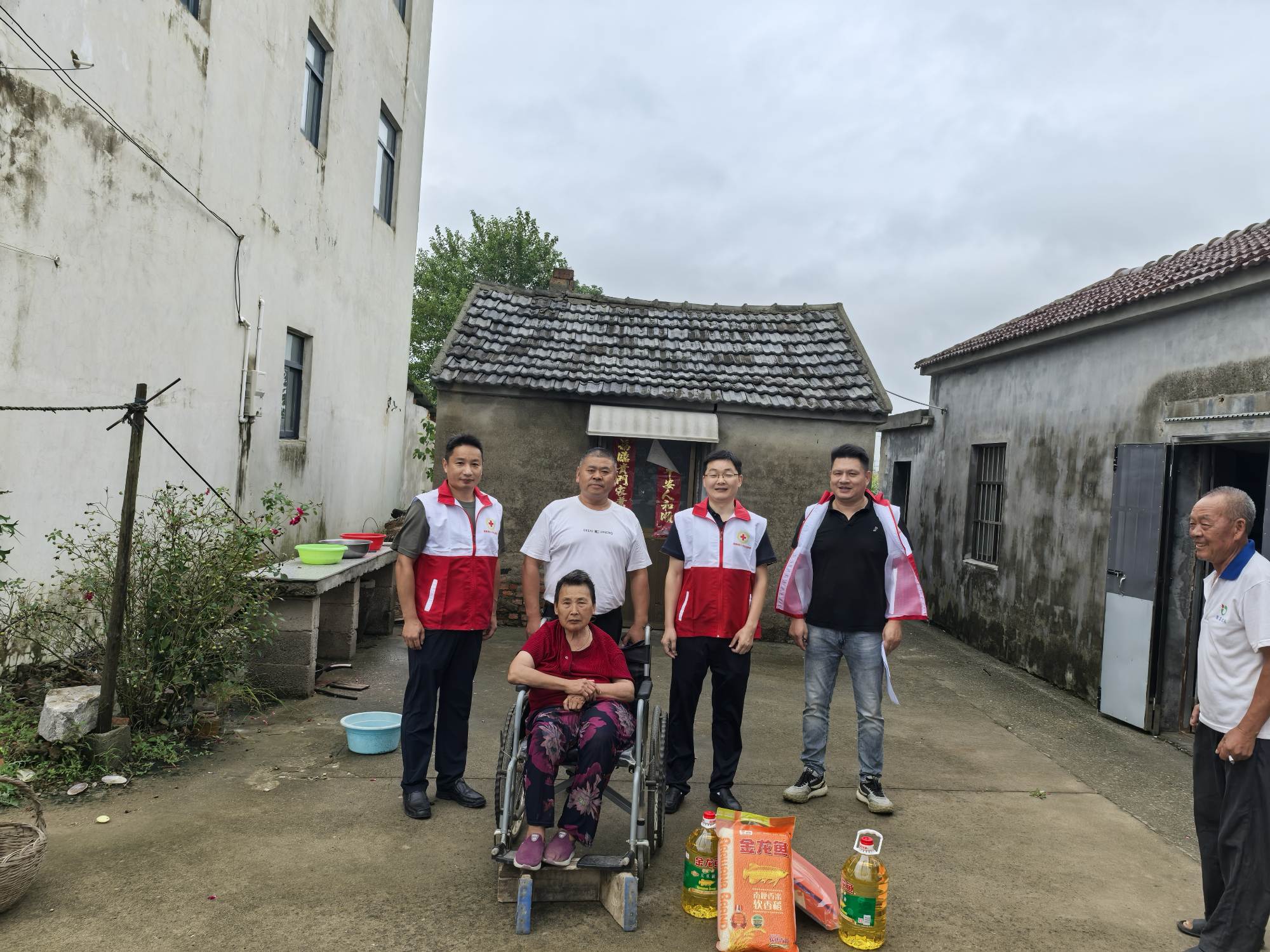 中秋慰问张店社区慰问_副本.jpg